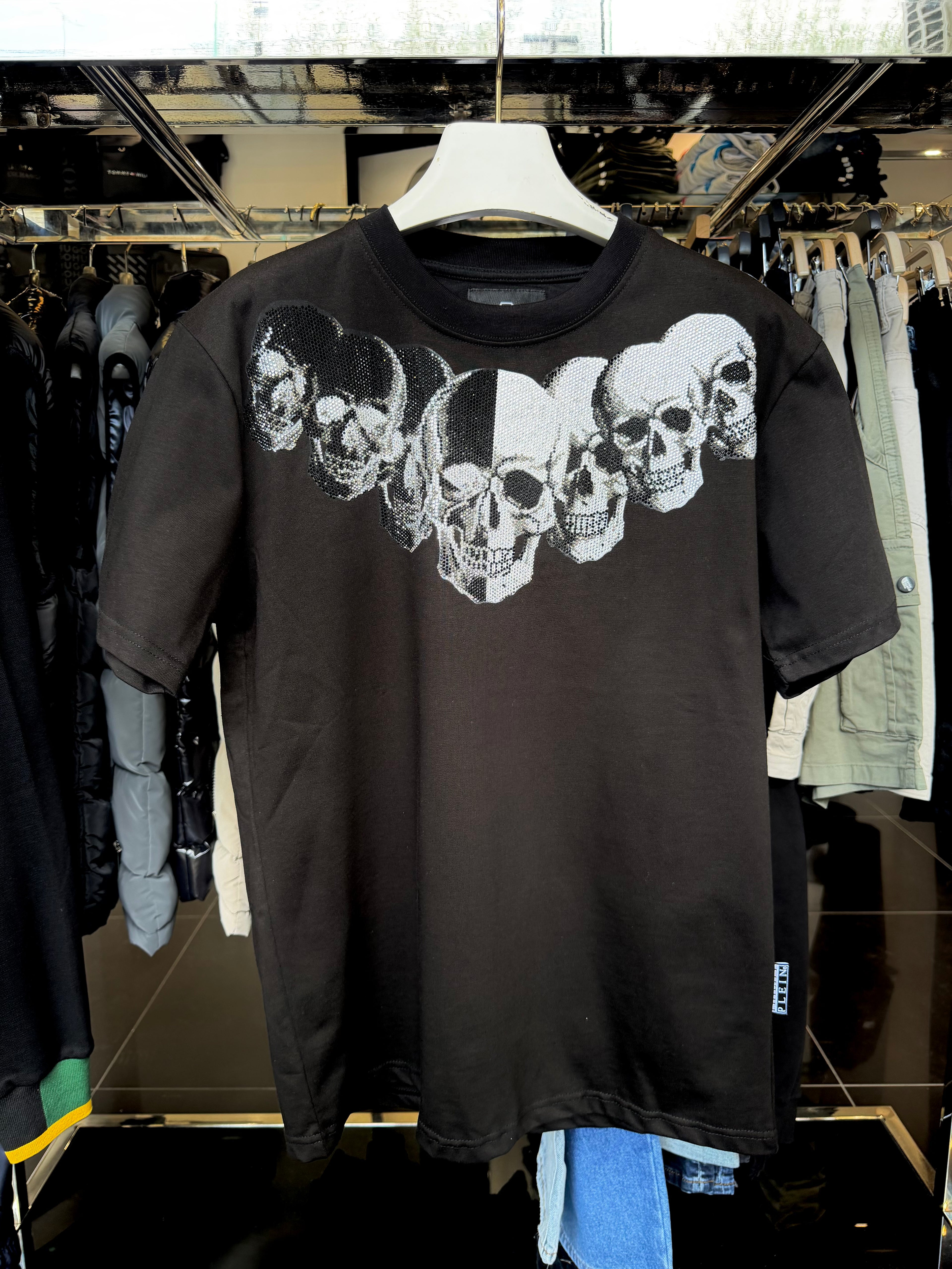 T-SHIRT CODE 81