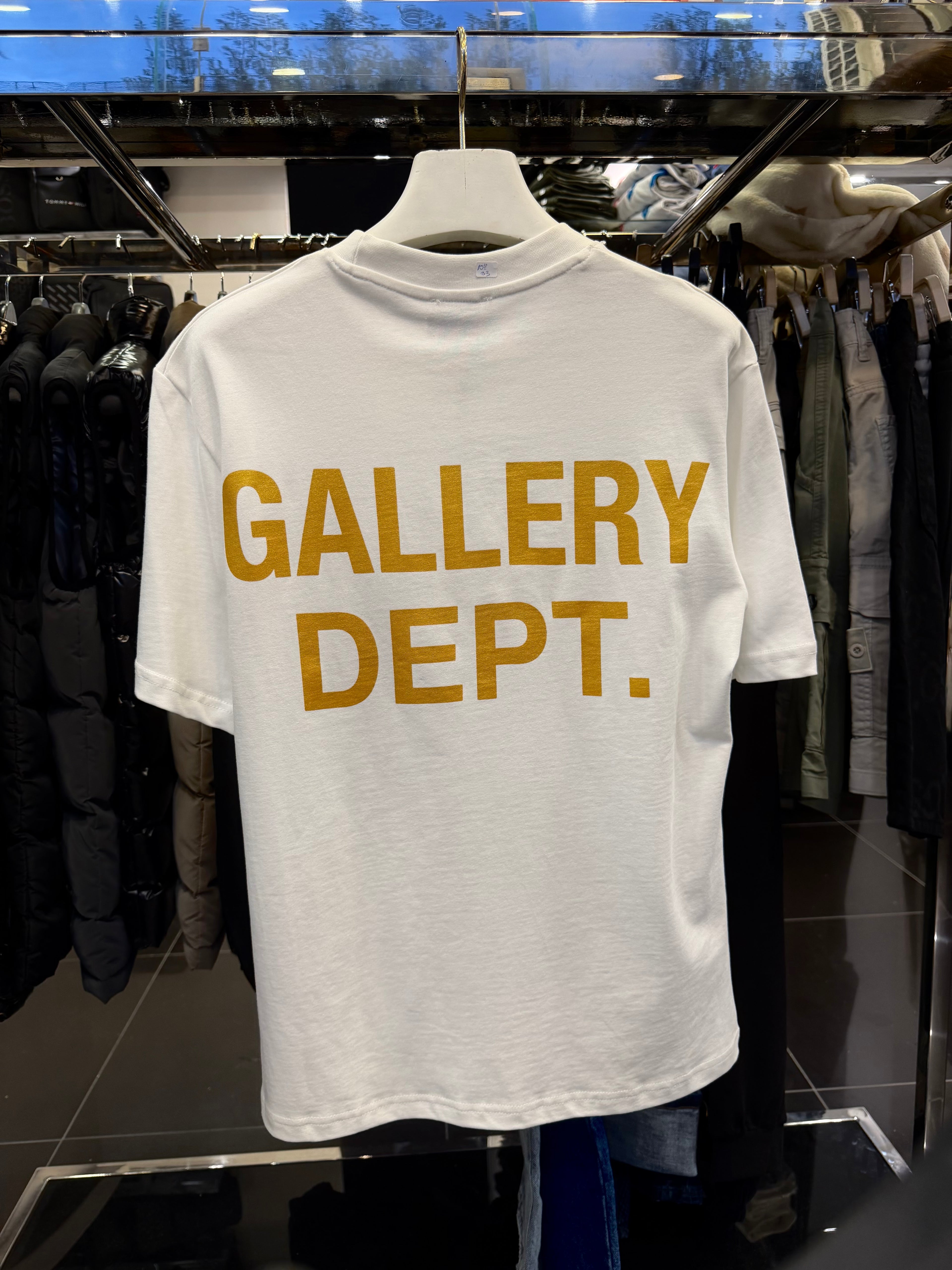 T-SHIRT CODE 33