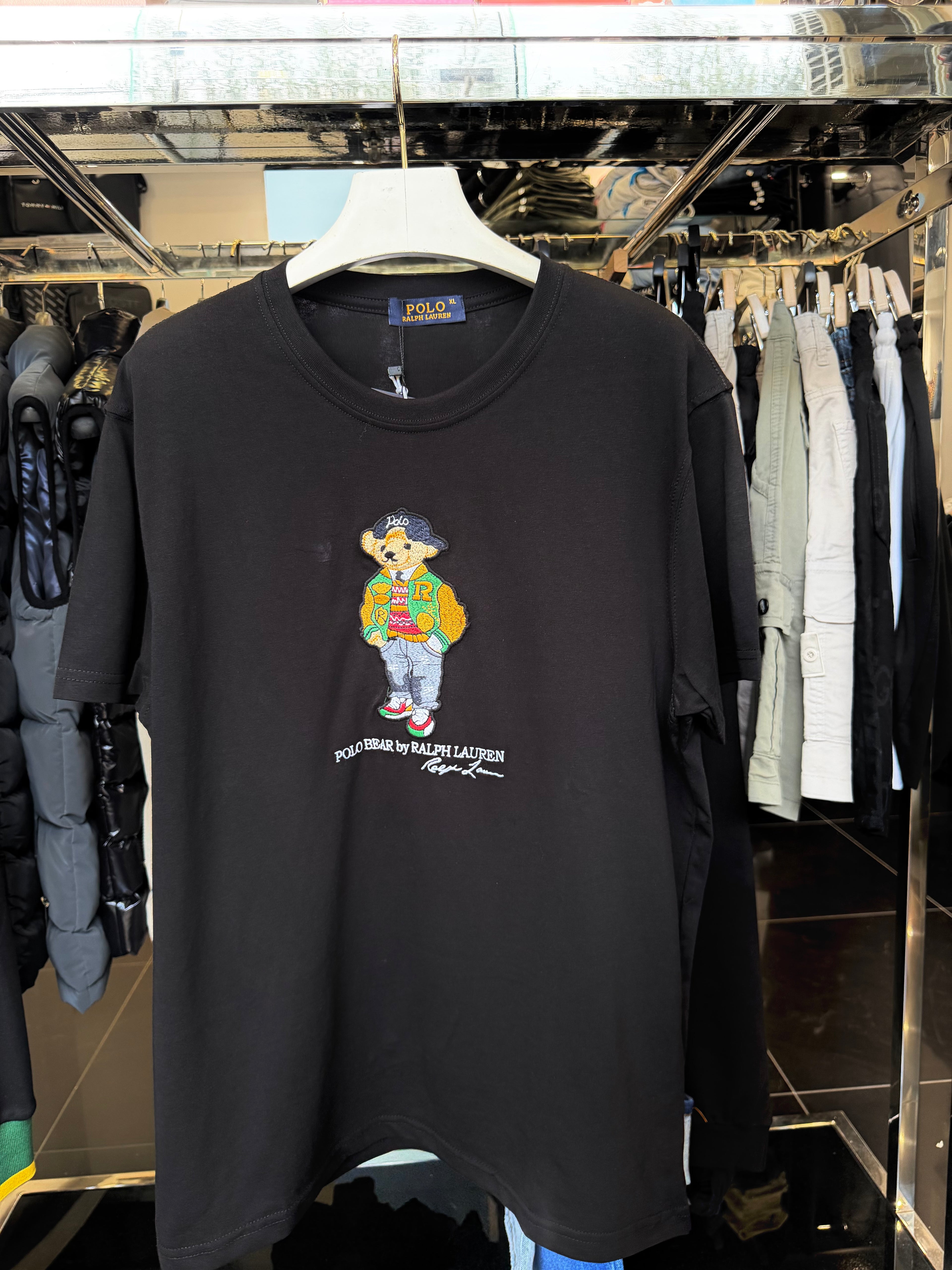 T-SHIRT CODE 18