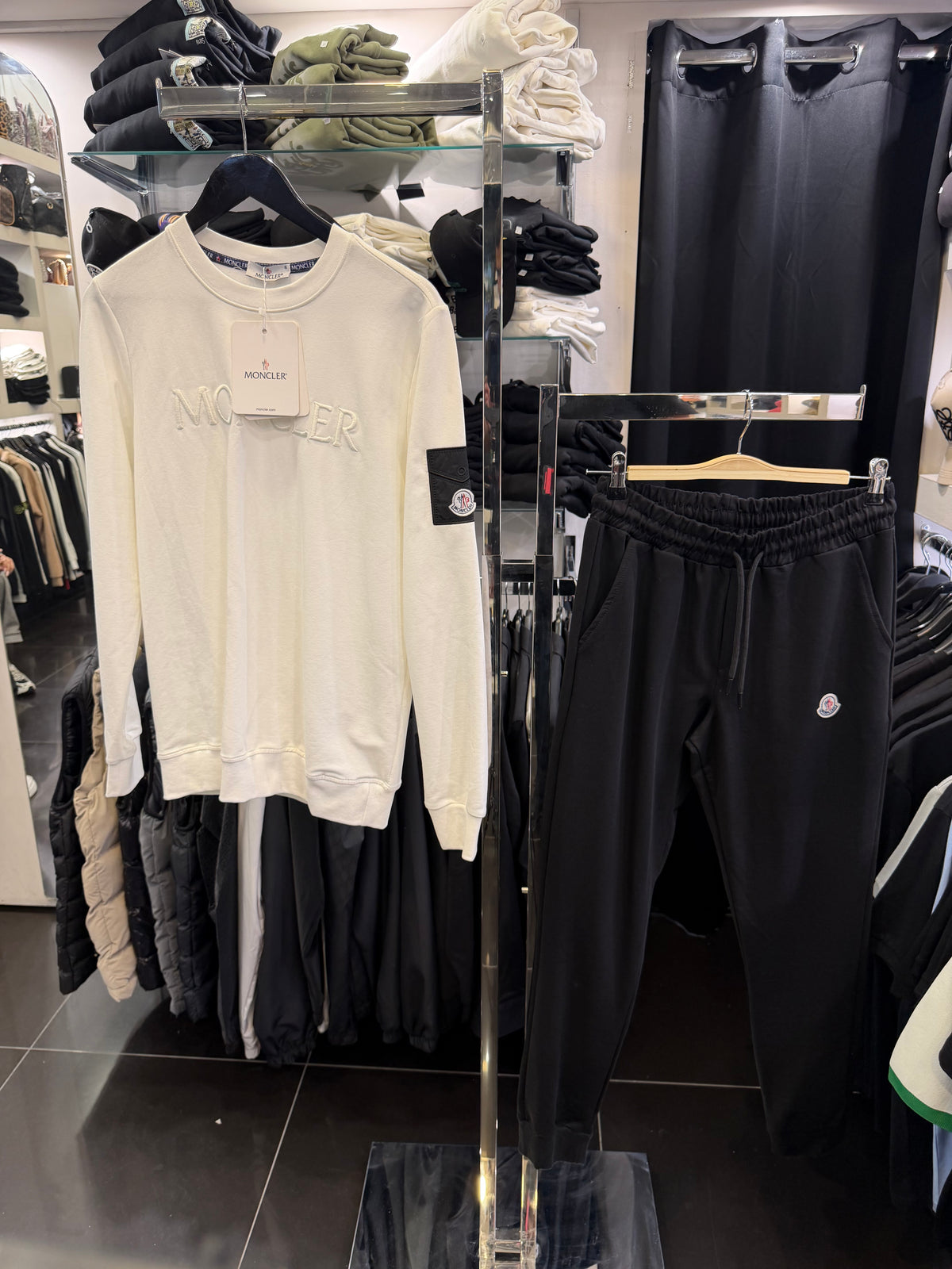 MONCLER - ΣΕΤ ΦΟΡΜΕΣ