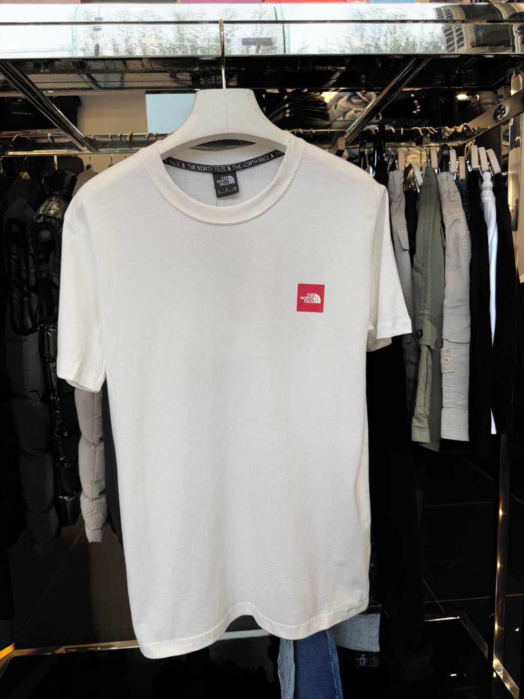 T-SHIRT CODE 5