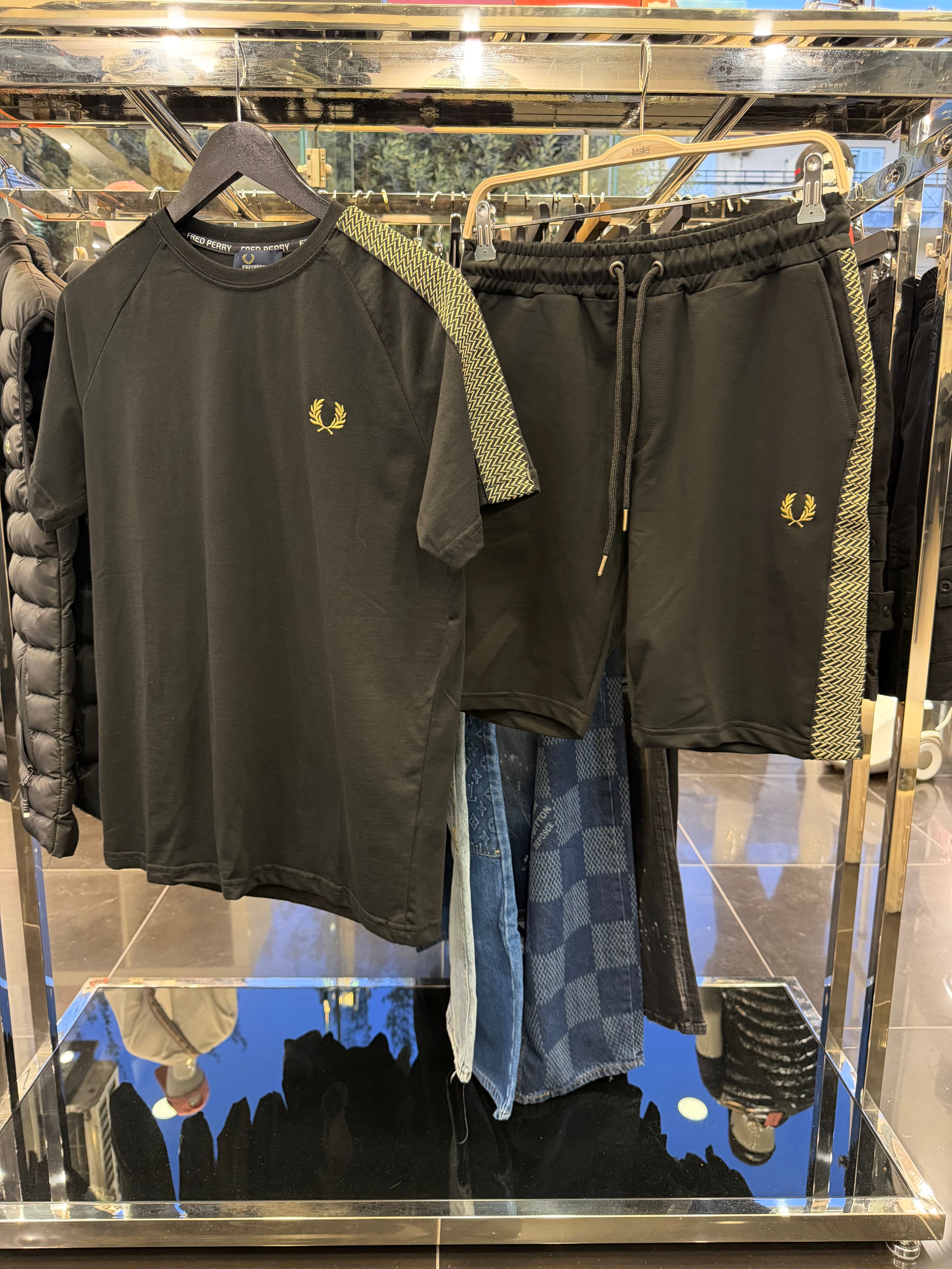ΣΕΤ CODE