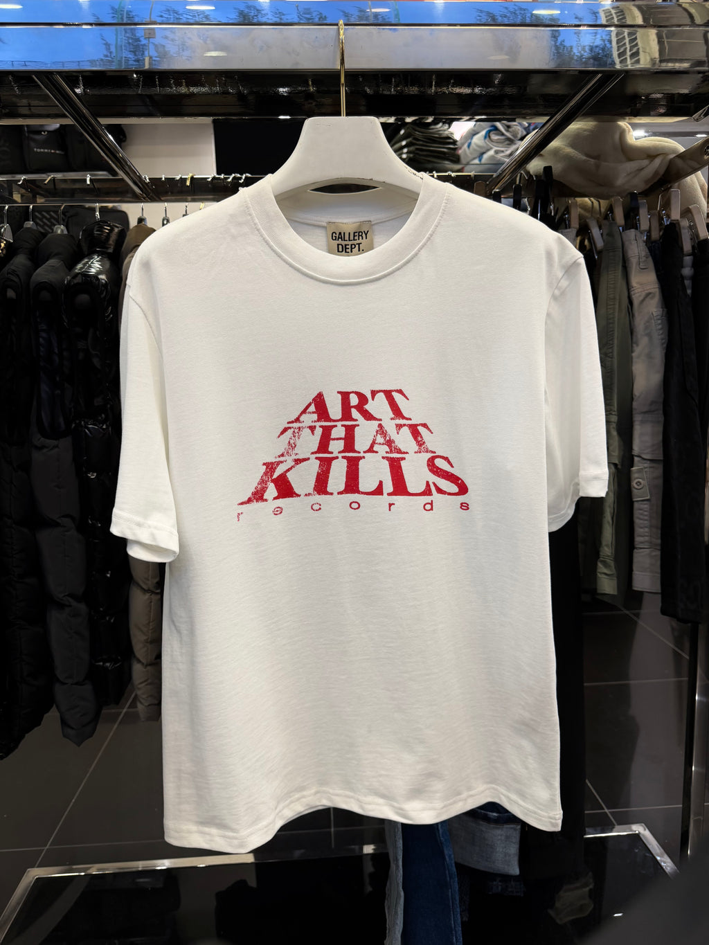 T-SHIRT CODE 33